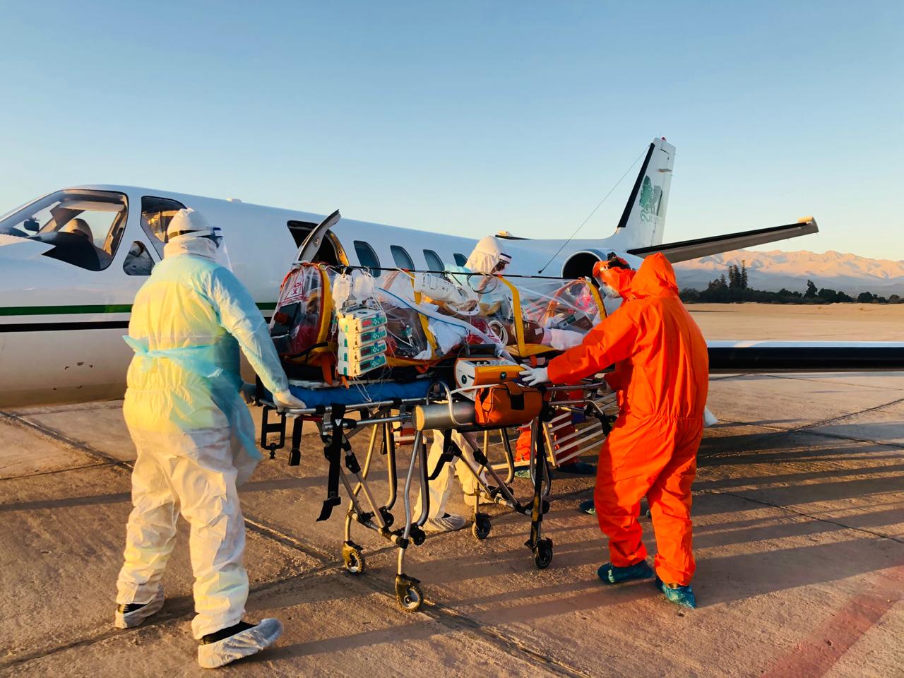 Llega quinto paciente crítico al Aeródromo Chamonate proveniente desde