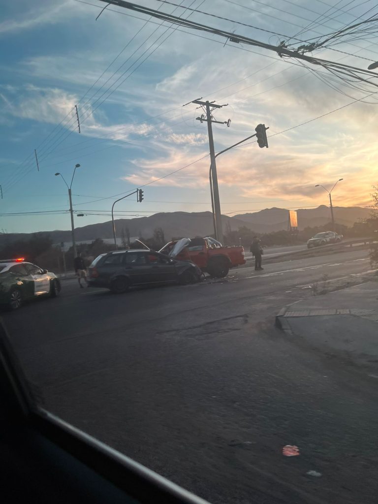 Galería Vehículos menores protagonizan colisión en avenida Copayapu